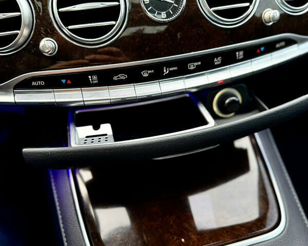 Чорний Мерседес С Клас, об'ємом двигуна 3 л та пробігом 230 тис. км за 54999 $, фото 88 на Automoto.ua