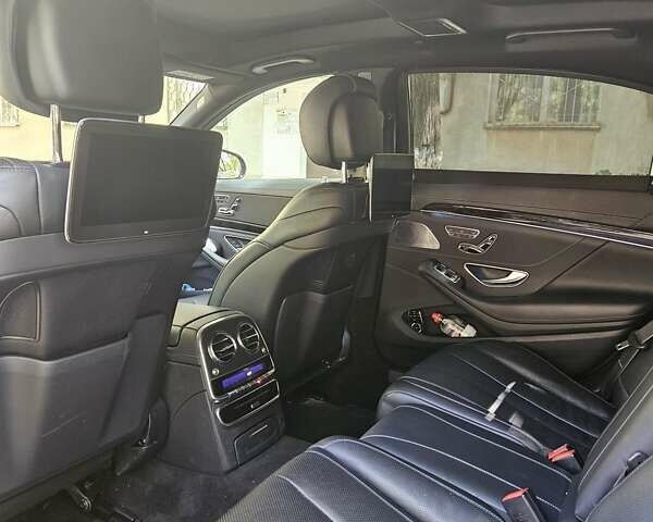 Чорний Мерседес С Клас, об'ємом двигуна 2.93 л та пробігом 184 тис. км за 61900 $, фото 9 на Automoto.ua