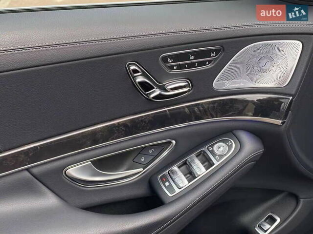 Чорний Мерседес С Клас, об'ємом двигуна 3 л та пробігом 107 тис. км за 49999 $, фото 14 на Automoto.ua
