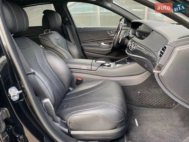 Чорний Мерседес С Клас, об'ємом двигуна 3 л та пробігом 107 тис. км за 49999 $, фото 27 на Automoto.ua