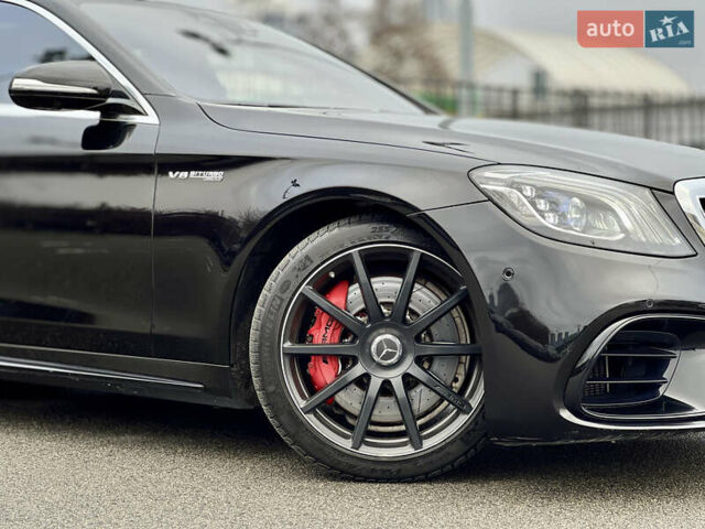 Черный Мерседес С Класс, объемом двигателя 4 л и пробегом 84 тыс. км за 105000 $, фото 69 на Automoto.ua