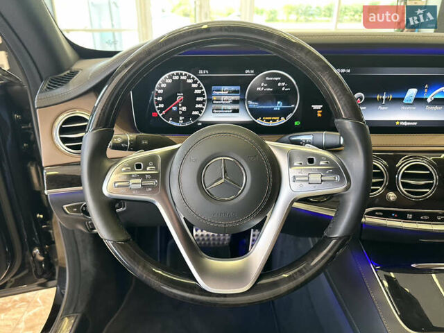 Чорний Мерседес С Клас, об'ємом двигуна 2.93 л та пробігом 81 тис. км за 72500 $, фото 23 на Automoto.ua