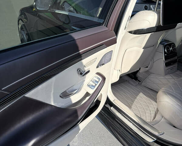 Черный Мерседес С Класс, объемом двигателя 4 л и пробегом 96 тыс. км за 76000 $, фото 11 на Automoto.ua