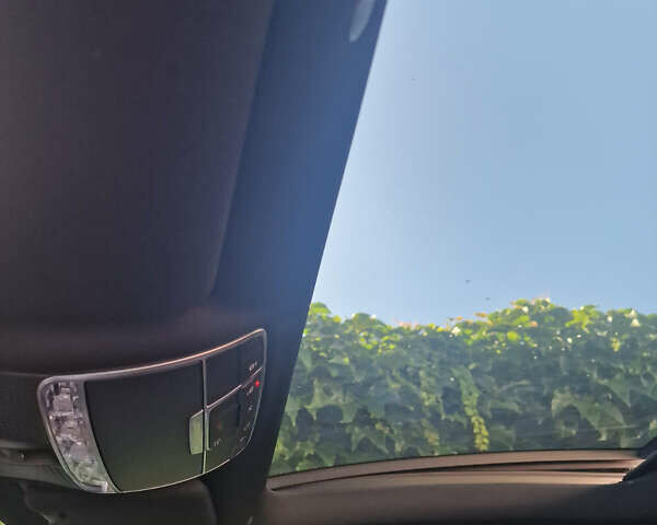 Чорний Мерседес С Клас, об'ємом двигуна 3 л та пробігом 180 тис. км за 65555 $, фото 44 на Automoto.ua