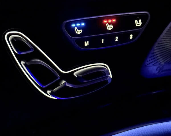 Чорний Мерседес С Клас, об'ємом двигуна 3 л та пробігом 230 тис. км за 54999 $, фото 45 на Automoto.ua