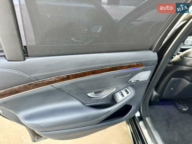 Чорний Мерседес С Клас, об'ємом двигуна 3 л та пробігом 230 тис. км за 54999 $, фото 48 на Automoto.ua