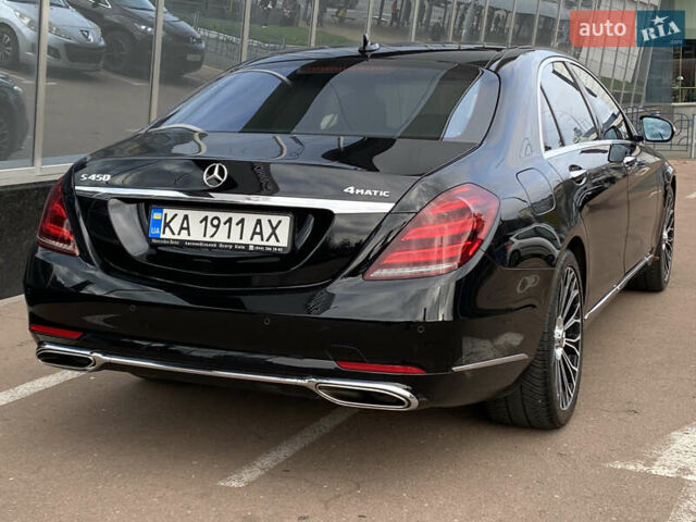 Черный Мерседес С Класс, объемом двигателя 3 л и пробегом 107 тыс. км за 57000 $, фото 3 на Automoto.ua