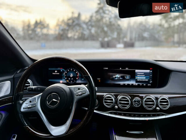 Чорний Мерседес С Клас, об'ємом двигуна 3 л та пробігом 230 тис. км за 54999 $, фото 74 на Automoto.ua