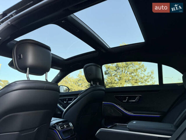 Черный Мерседес С Класс, объемом двигателя 2.93 л и пробегом 110 тыс. км за 99900 $, фото 66 на Automoto.ua