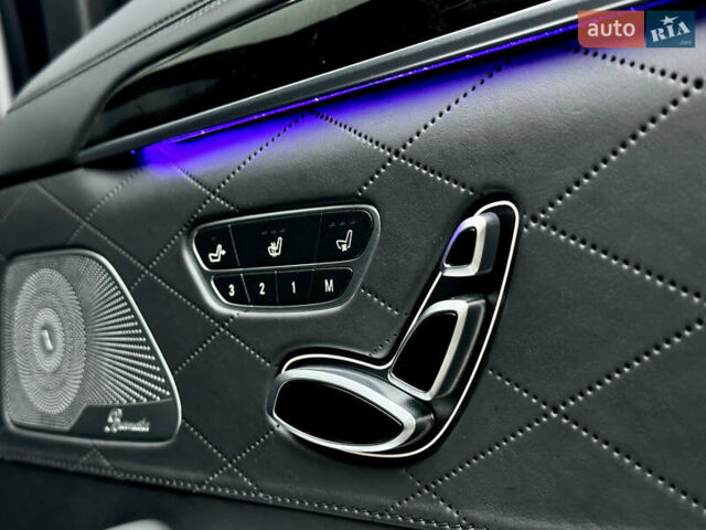 Чорний Мерседес С Клас, об'ємом двигуна 3 л та пробігом 64 тис. км за 72000 $, фото 39 на Automoto.ua