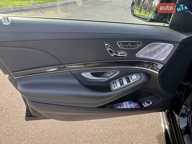 Чорний Мерседес С Клас, об'ємом двигуна 2.93 л та пробігом 68 тис. км за 80000 $, фото 5 на Automoto.ua