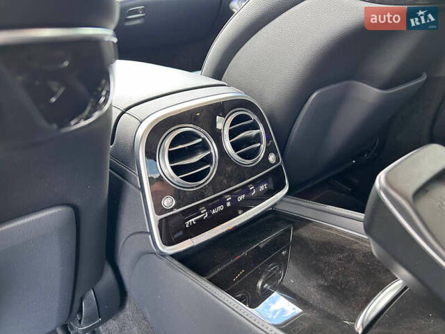 Черный Мерседес С Класс, объемом двигателя 3 л и пробегом 44 тыс. км за 77777 $, фото 64 на Automoto.ua