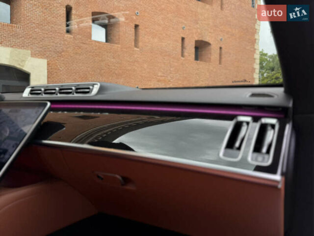 Черный Мерседес С Класс, объемом двигателя 3 л и пробегом 99 тыс. км за 99500 $, фото 103 на Automoto.ua