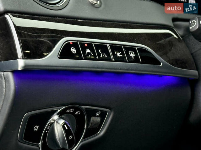 Чорний Мерседес С Клас, об'ємом двигуна 3 л та пробігом 64 тис. км за 72000 $, фото 2 на Automoto.ua