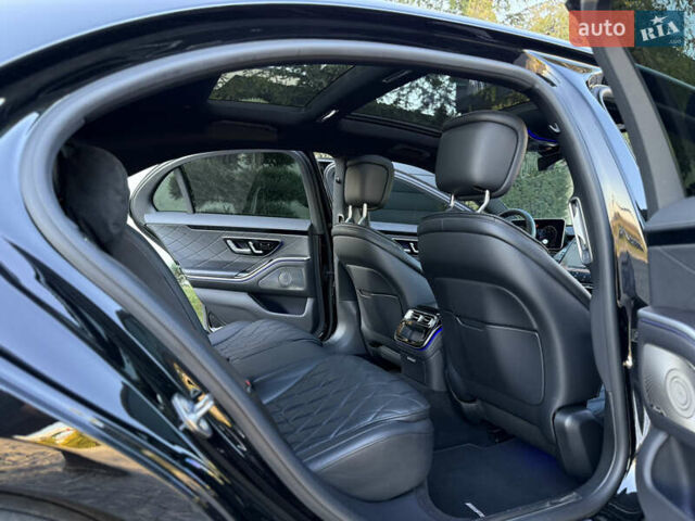 Черный Мерседес С Класс, объемом двигателя 2.93 л и пробегом 110 тыс. км за 99500 $, фото 76 на Automoto.ua