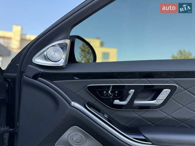 Черный Мерседес С Класс, объемом двигателя 2.93 л и пробегом 110 тыс. км за 99900 $, фото 80 на Automoto.ua