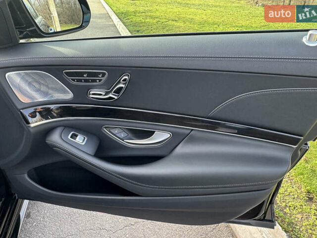 Чорний Мерседес С Клас, об'ємом двигуна 2.93 л та пробігом 68 тис. км за 80000 $, фото 7 на Automoto.ua