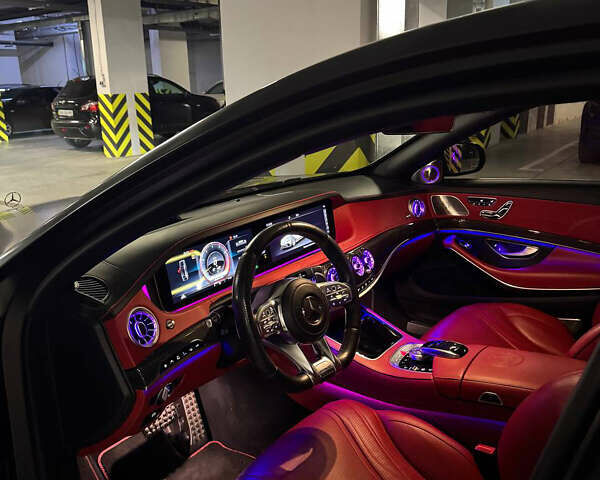 Черный Мерседес С Класс, объемом двигателя 4 л и пробегом 90 тыс. км за 92000 $, фото 6 на Automoto.ua