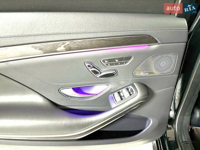 Чорний Мерседес С Клас, об'ємом двигуна 3.99 л та пробігом 130 тис. км за 71000 $, фото 25 на Automoto.ua