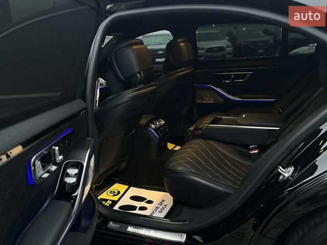 Чорний Мерседес С Клас, об'ємом двигуна 2.93 л та пробігом 84 тис. км за 118000 $, фото 24 на Automoto.ua