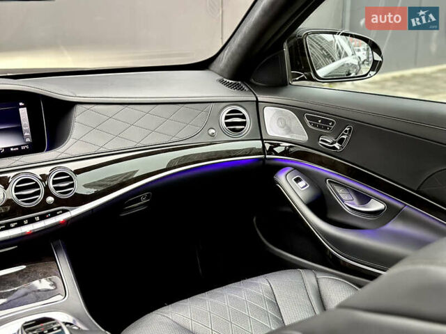 Чорний Мерседес С Клас, об'ємом двигуна 3 л та пробігом 64 тис. км за 72000 $, фото 31 на Automoto.ua