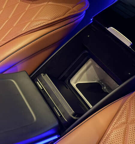 Черный Мерседес С Класс, объемом двигателя 3 л и пробегом 78 тыс. км за 125000 $, фото 11 на Automoto.ua