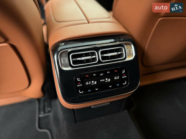 Черный Мерседес С Класс, объемом двигателя 3 л и пробегом 99 тыс. км за 99500 $, фото 78 на Automoto.ua