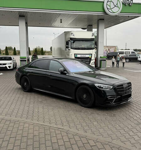 Черный Мерседес С Класс, объемом двигателя 3 л и пробегом 78 тыс. км за 125000 $, фото 1 на Automoto.ua