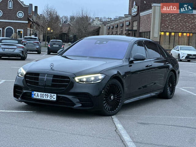 Чорний Мерседес С Клас, об'ємом двигуна 3 л та пробігом 120 тис. км за 100000 $, фото 5 на Automoto.ua