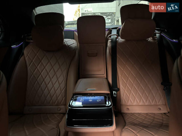 Мерседес С Класс 2020 в Киеве на Automoto.ua Черный Мерседес С Класс, объемом двигателя 2.93 л и пробегом 67 тыс. км за 118000 $, фото 37 на Automoto.ua