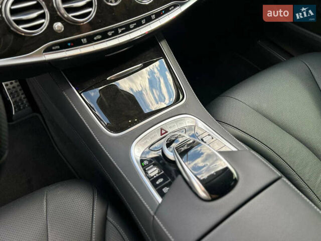 Черный Мерседес С Класс, объемом двигателя 3 л и пробегом 44 тыс. км за 77777 $, фото 58 на Automoto.ua