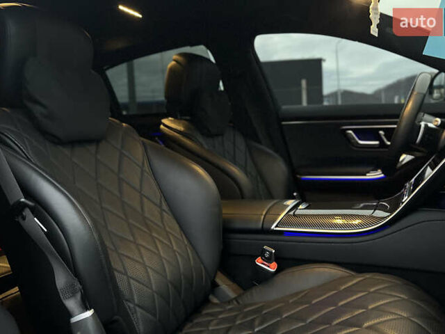 Чорний Мерседес С Клас, об'ємом двигуна 2.93 л та пробігом 84 тис. км за 118000 $, фото 21 на Automoto.ua