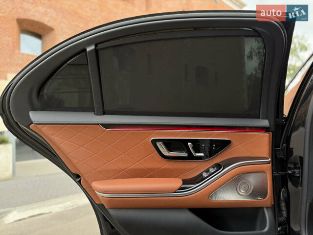 Черный Мерседес С Класс, объемом двигателя 3 л и пробегом 99 тыс. км за 99500 $, фото 69 на Automoto.ua