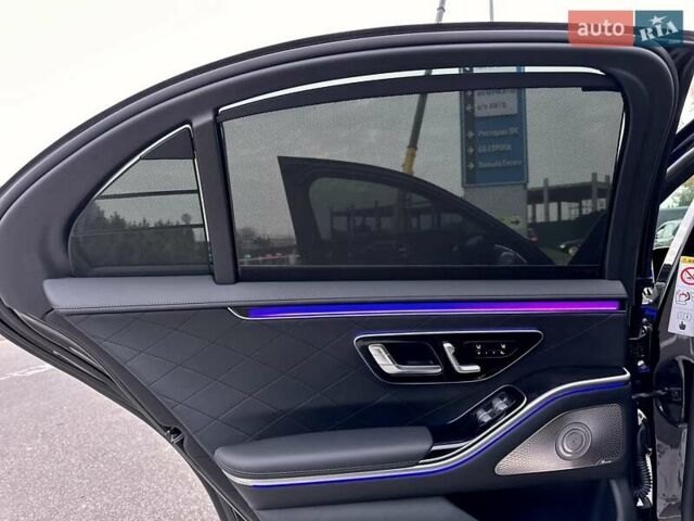 Черный Мерседес С Класс, объемом двигателя 3 л и пробегом 33 тыс. км за 117500 $, фото 104 на Automoto.ua