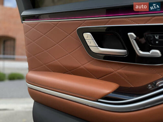 Черный Мерседес С Класс, объемом двигателя 3 л и пробегом 99 тыс. км за 99500 $, фото 38 на Automoto.ua