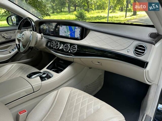 Чорний Мерседес С Клас, об'ємом двигуна 4 л та пробігом 99 тис. км за 68500 $, фото 18 на Automoto.ua