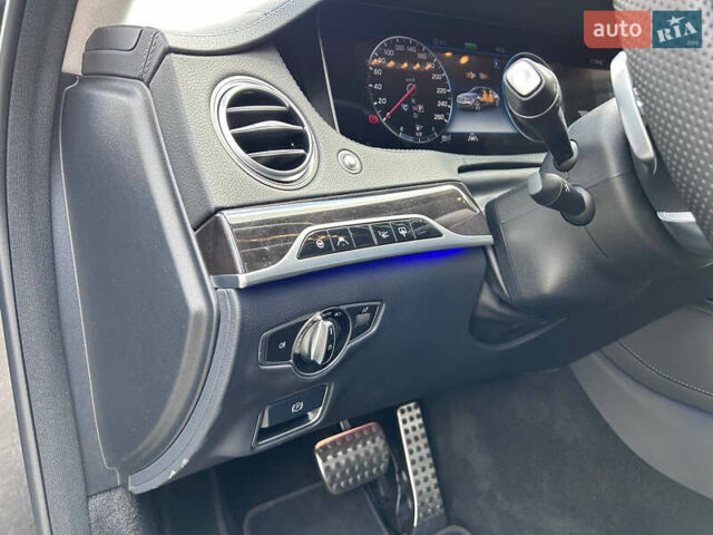 Черный Мерседес С Класс, объемом двигателя 3 л и пробегом 44 тыс. км за 77777 $, фото 52 на Automoto.ua