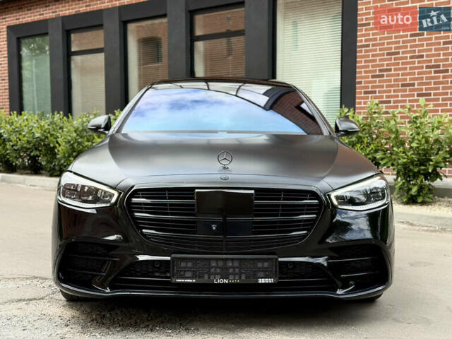 Черный Мерседес С Класс, объемом двигателя 3 л и пробегом 99 тыс. км за 99500 $, фото 4 на Automoto.ua