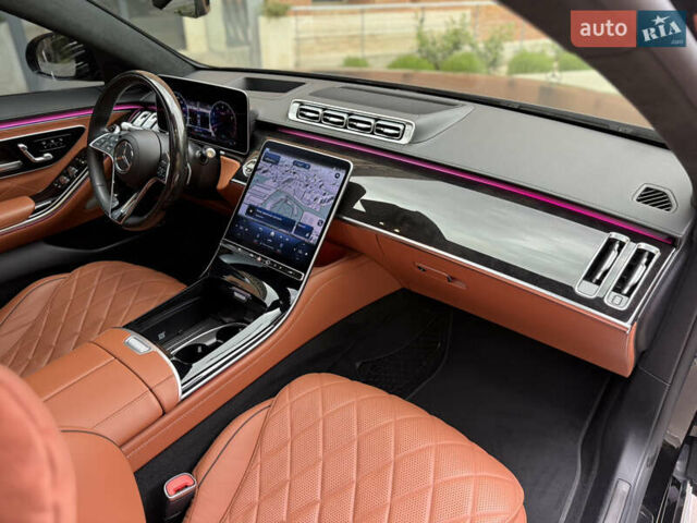 Черный Мерседес С Класс, объемом двигателя 3 л и пробегом 99 тыс. км за 99500 $, фото 102 на Automoto.ua