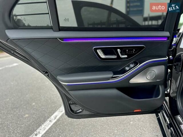 Черный Мерседес С Класс, объемом двигателя 3 л и пробегом 33 тыс. км за 117500 $, фото 103 на Automoto.ua