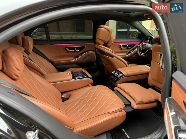 Черный Мерседес С Класс, объемом двигателя 3 л и пробегом 99 тыс. км за 99500 $, фото 93 на Automoto.ua