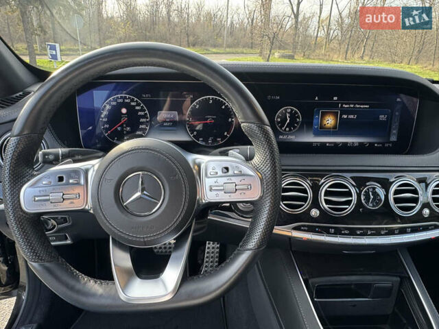 Чорний Мерседес С Клас, об'ємом двигуна 2.93 л та пробігом 68 тис. км за 80000 $, фото 9 на Automoto.ua