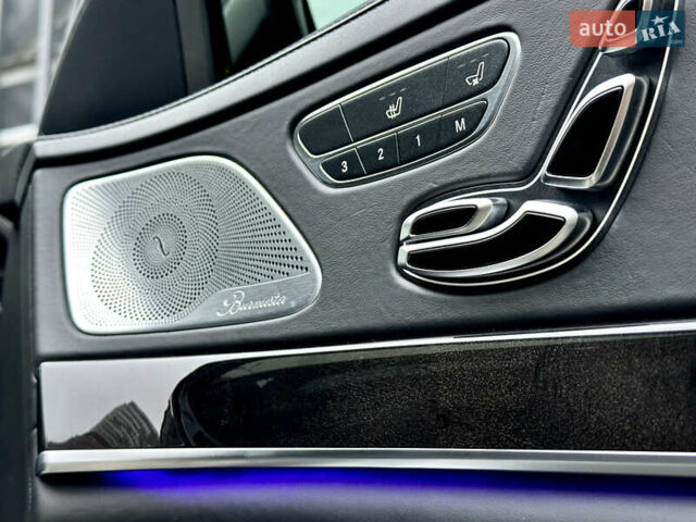 Чорний Мерседес С Клас, об'ємом двигуна 3 л та пробігом 64 тис. км за 72000 $, фото 44 на Automoto.ua