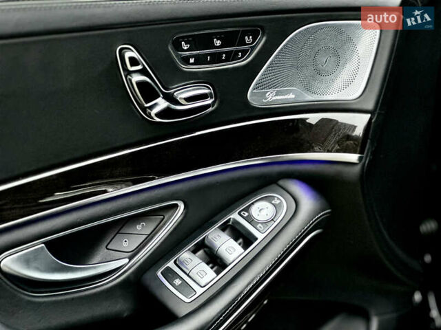 Чорний Мерседес С Клас, об'ємом двигуна 3 л та пробігом 64 тис. км за 72000 $, фото 27 на Automoto.ua