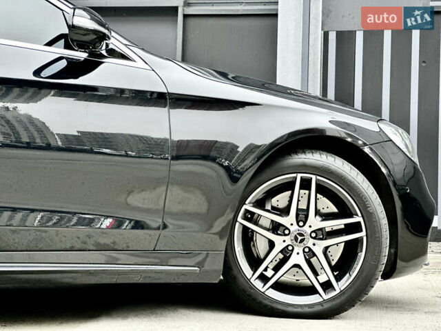 Чорний Мерседес С Клас, об'ємом двигуна 3 л та пробігом 64 тис. км за 72000 $, фото 13 на Automoto.ua
