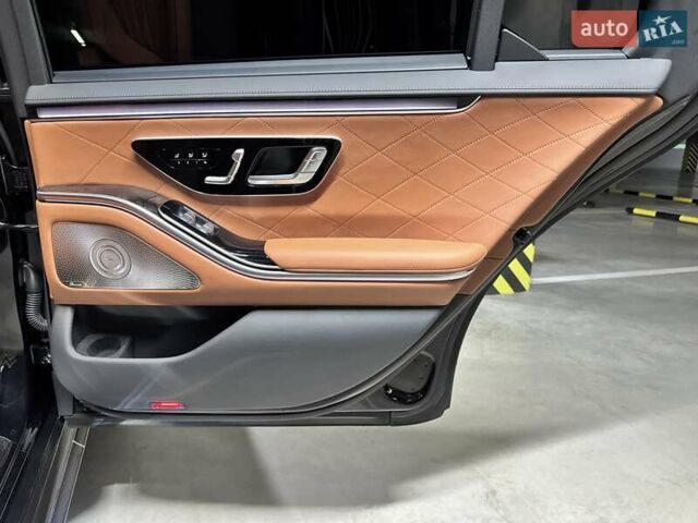 Черный Мерседес С Класс, объемом двигателя 3 л и пробегом 64 тыс. км за 108000 $, фото 28 на Automoto.ua