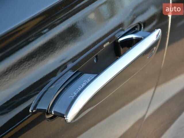 Чорний Мерседес С Клас, об'ємом двигуна 3 л та пробігом 102 тис. км за 98700 $, фото 25 на Automoto.ua