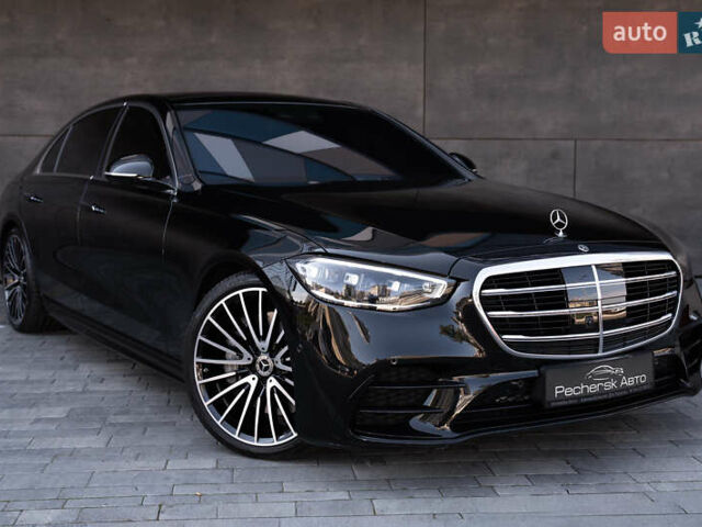 Черный Мерседес С Класс, объемом двигателя 3 л и пробегом 24 тыс. км за 145000 $, фото 2 на Automoto.ua