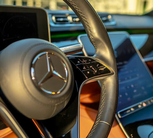 Черный Мерседес С Класс, объемом двигателя 2.93 л и пробегом 73 тыс. км за 110000 $, фото 27 на Automoto.ua