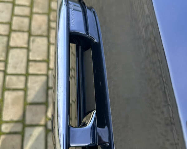 Черный Мерседес С Класс, объемом двигателя 3 л и пробегом 107 тыс. км за 110000 $, фото 11 на Automoto.ua